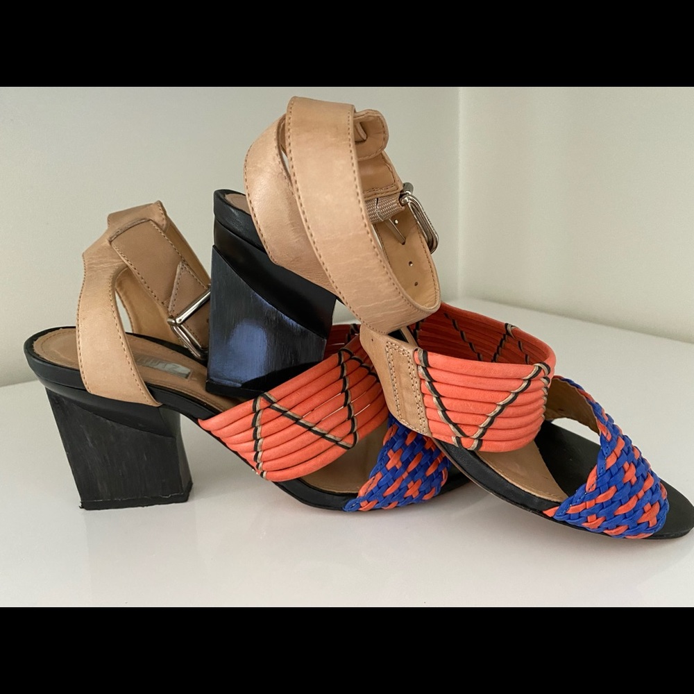 SCHUTZ Woman Leather Sandals - Picture 3 of 14